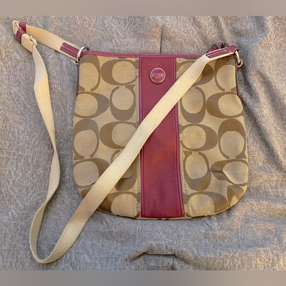Coach Handbags - Authentic Coach Crossbody Purse